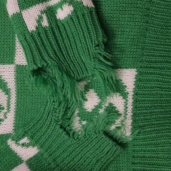 Just Polly Distressed Crop Sweater - Picture 3 of 6